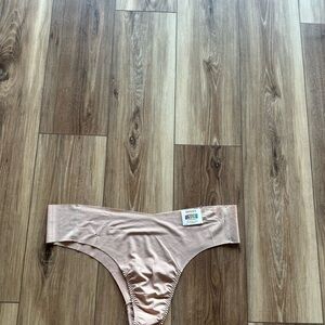 SPANX womens Seamless Nude Thong size 2XL NWT